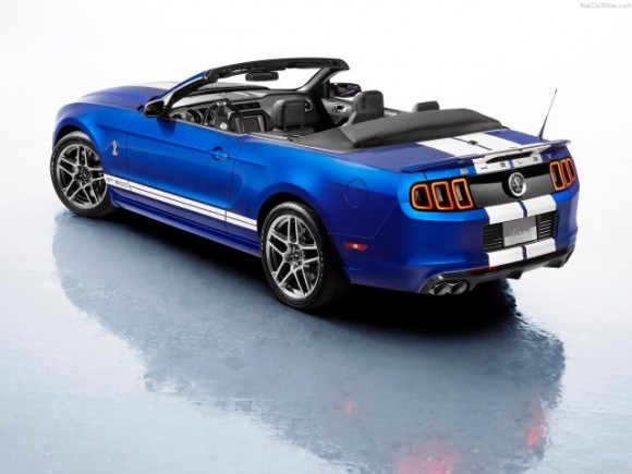 Ford Shelby GT500 2013 года кабриолет